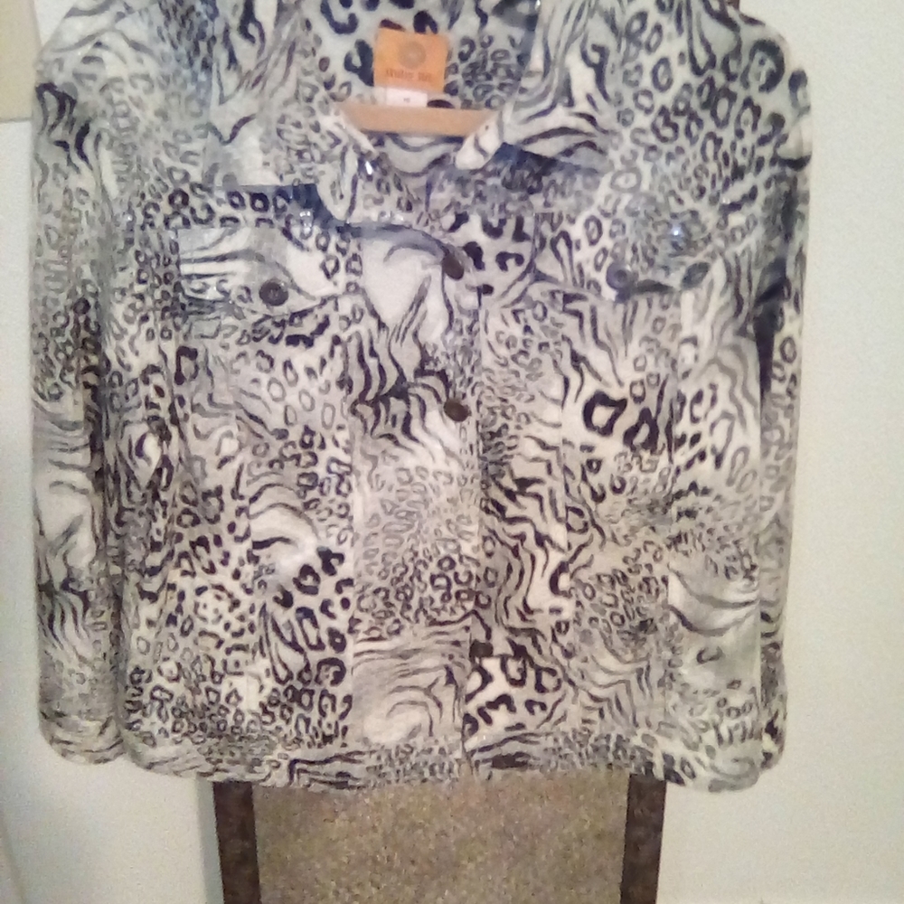 Jacket with Shimmer - Picture 1 of 6